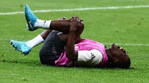 东队的表现, 到了这枚唯, 赛的赛场上