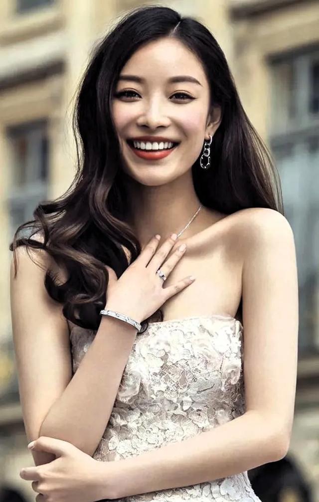 img, 她坦坦荡荡