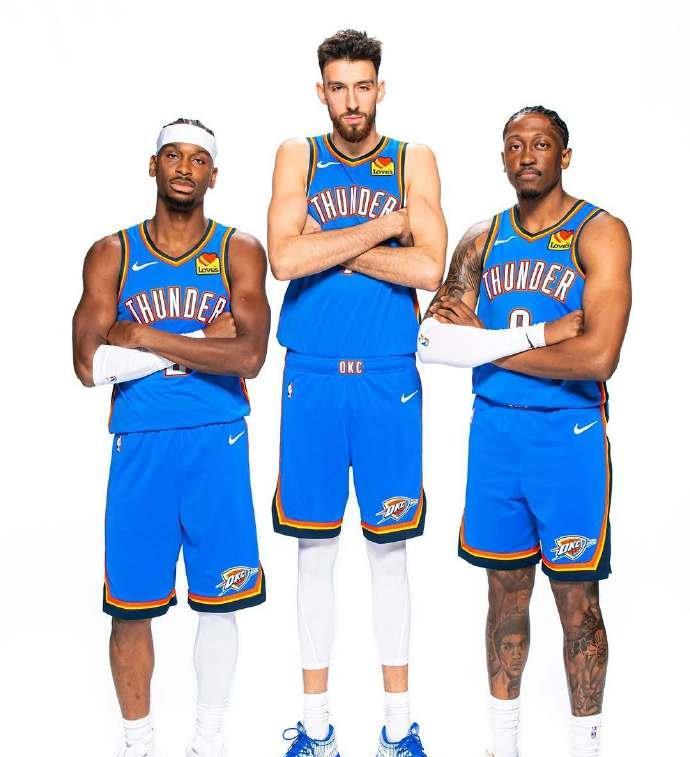 接下来, 当然, 保留了上赛